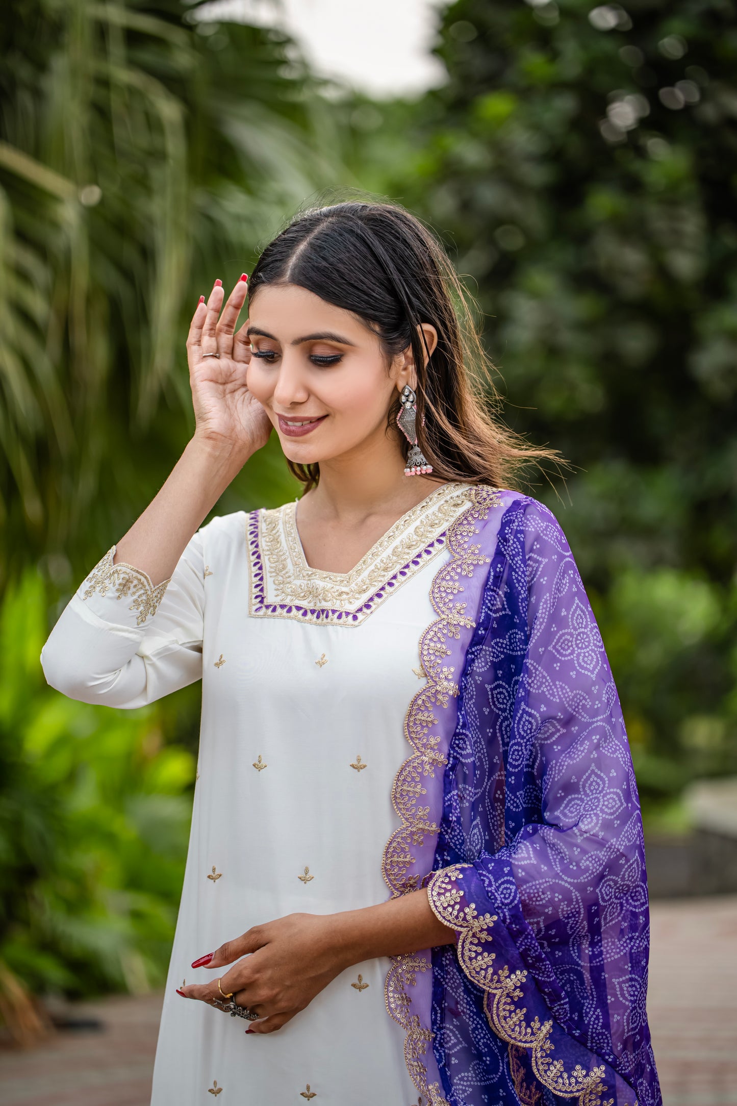 Stunner White Roman Silk Embroidery Suit Set