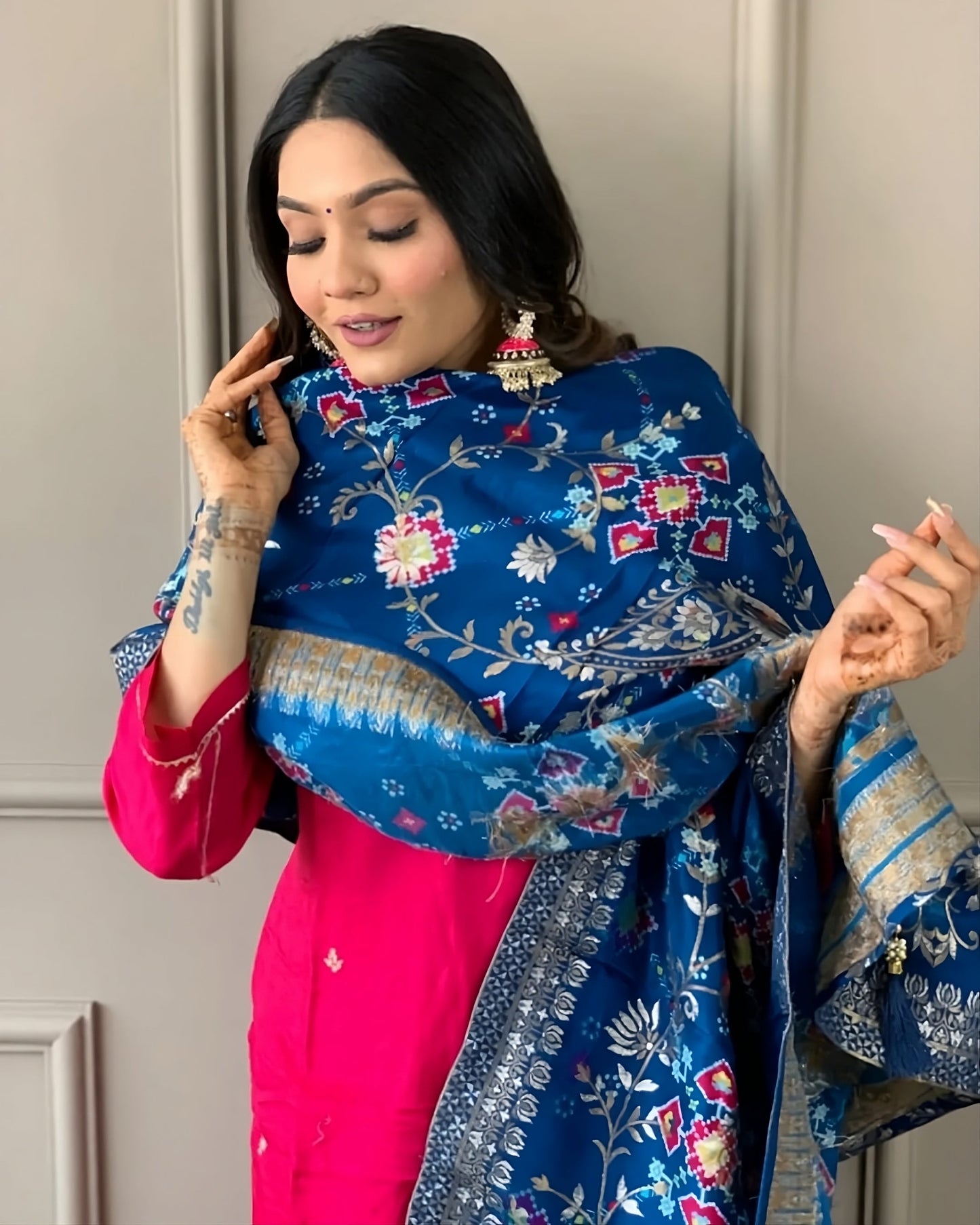 Most Beautiful Viscose Chanderi Suit Set