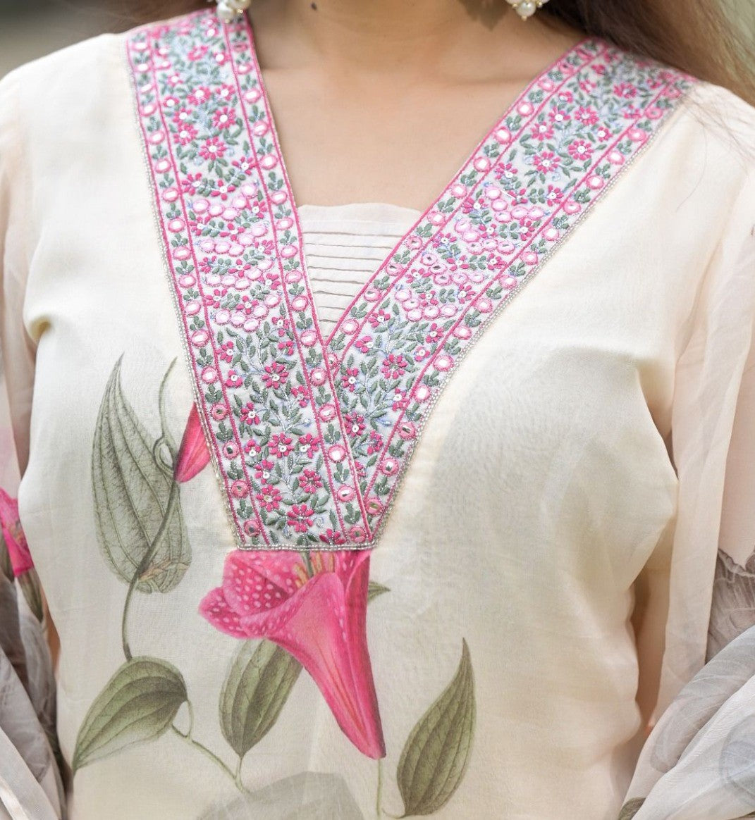 Tremendous Pure Georgette Embroidery Suit Set