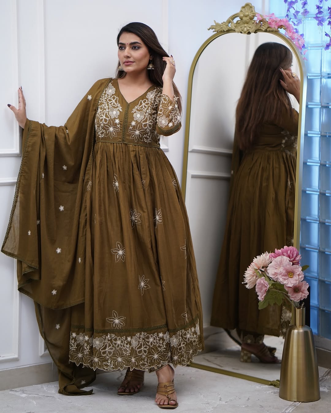 Attractive Pure Cotton Silk Embroidery Suit Set