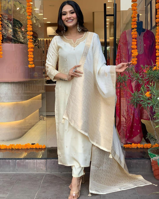 Most Beautiful Chanderi Viscose Kurta Set