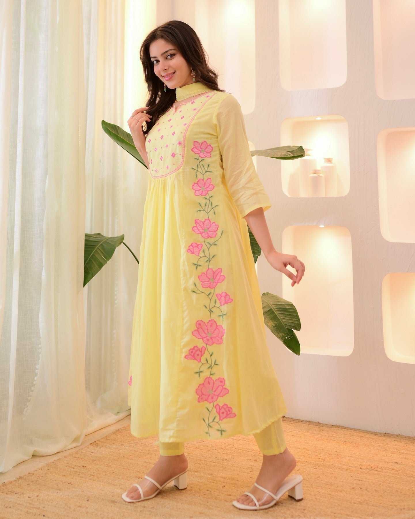 Beautiful Chanderi Silk Emboridery Suit Set