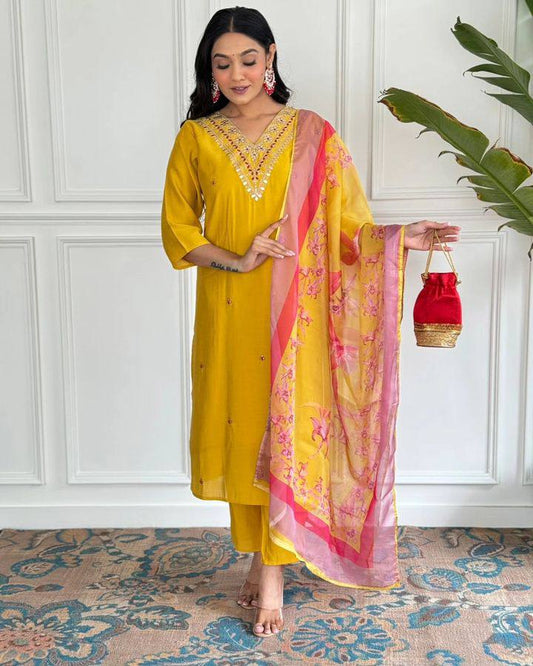 Beautiful Pure Chanderi Silk Embroidary Suit Set