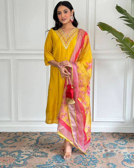Beautiful Pure Chanderi Silk Embroidary Suit Set