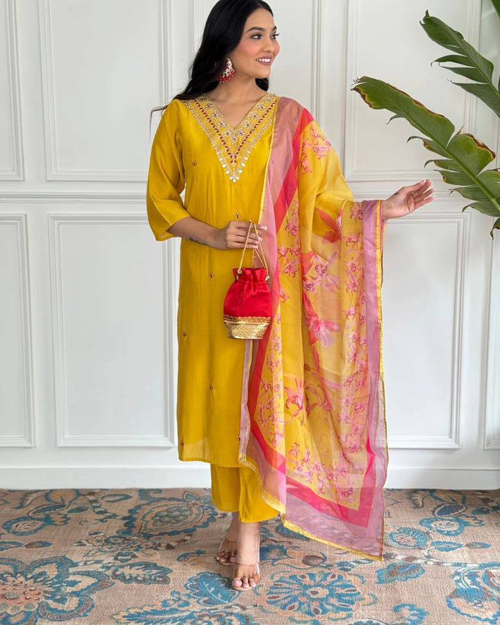 Beautiful Pure Chanderi Silk Embroidary Suit Set