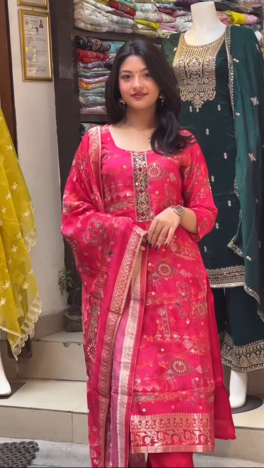 Elegant Pure Silk Jequard Weaving Suit Set