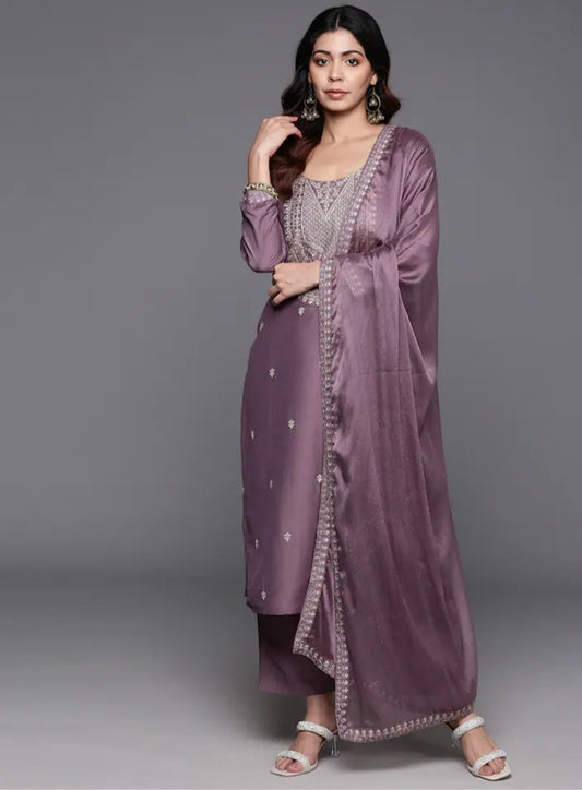 Most Beautiful Viscose Chanderi Suit Set