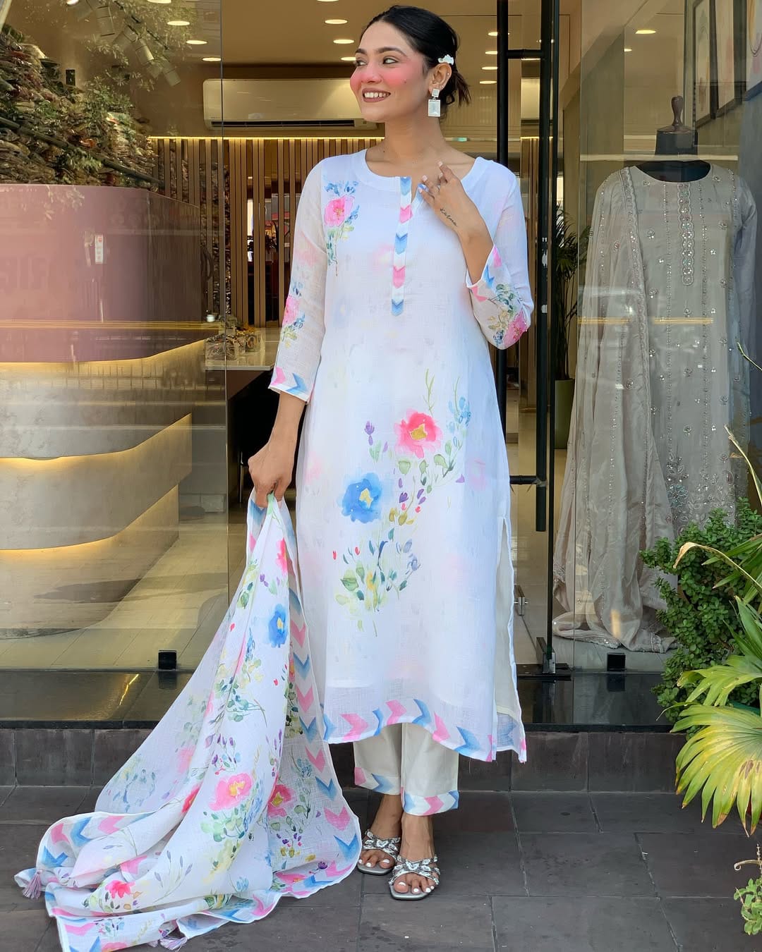 Sophisticated Linen Flower Printed Suit Set