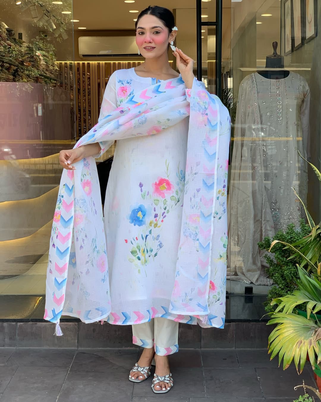 Sophisticated Linen Flower Printed Suit Set