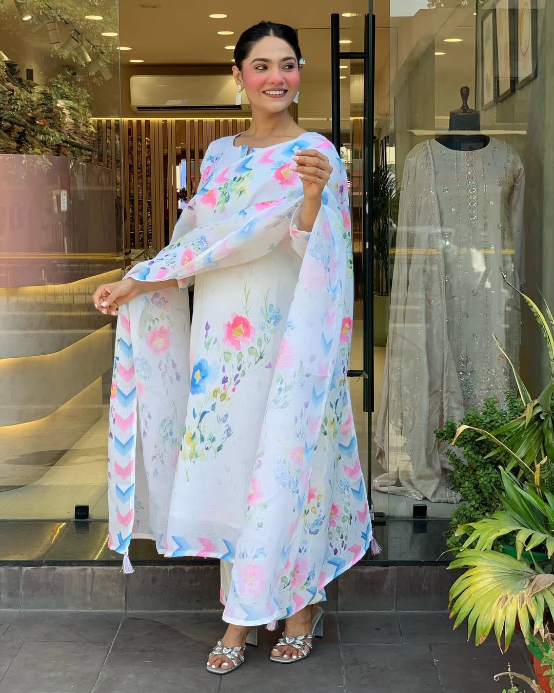 Sophisticated Linen Flower Printed Suit Set