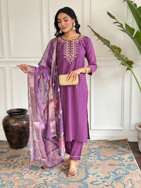 Elegant Pure Chanderi Silk Embroidary Suit Set