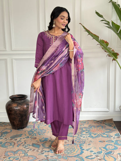 Elegant Pure Chanderi Silk Embroidary Suit Set