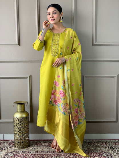 Most Beautiful Viscose Chanderi Suit Set