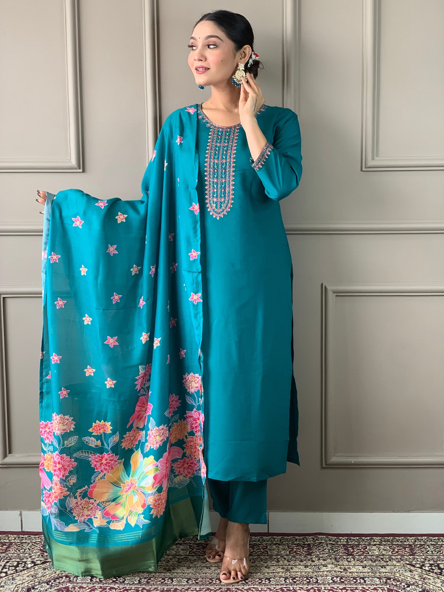 Most Beautiful Viscose Chanderi Suit Set