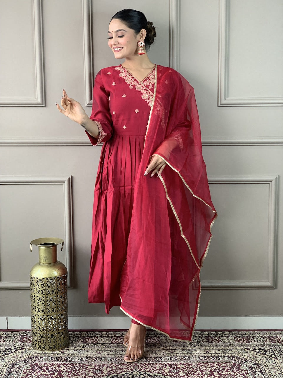 Beautiful Viscose Chanderi Silk Embroidary Suit Set