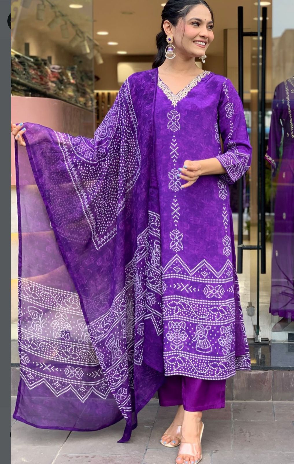 Evocative French Crep Bandhani Print Suit Set