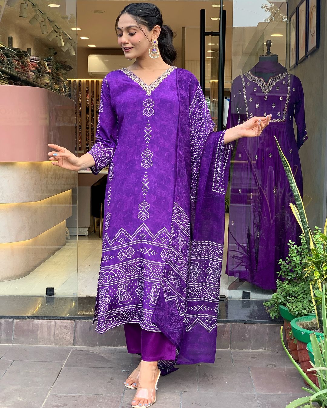Evocative French Crep Bandhani Print Suit Set