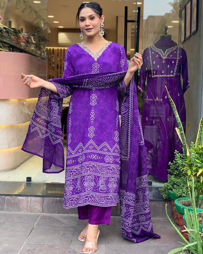Evocative French Crep Bandhani Print Suit Set