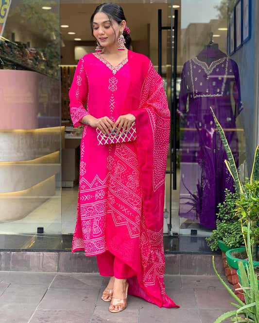 Evocative French Crep Bandhani Print Suit Set