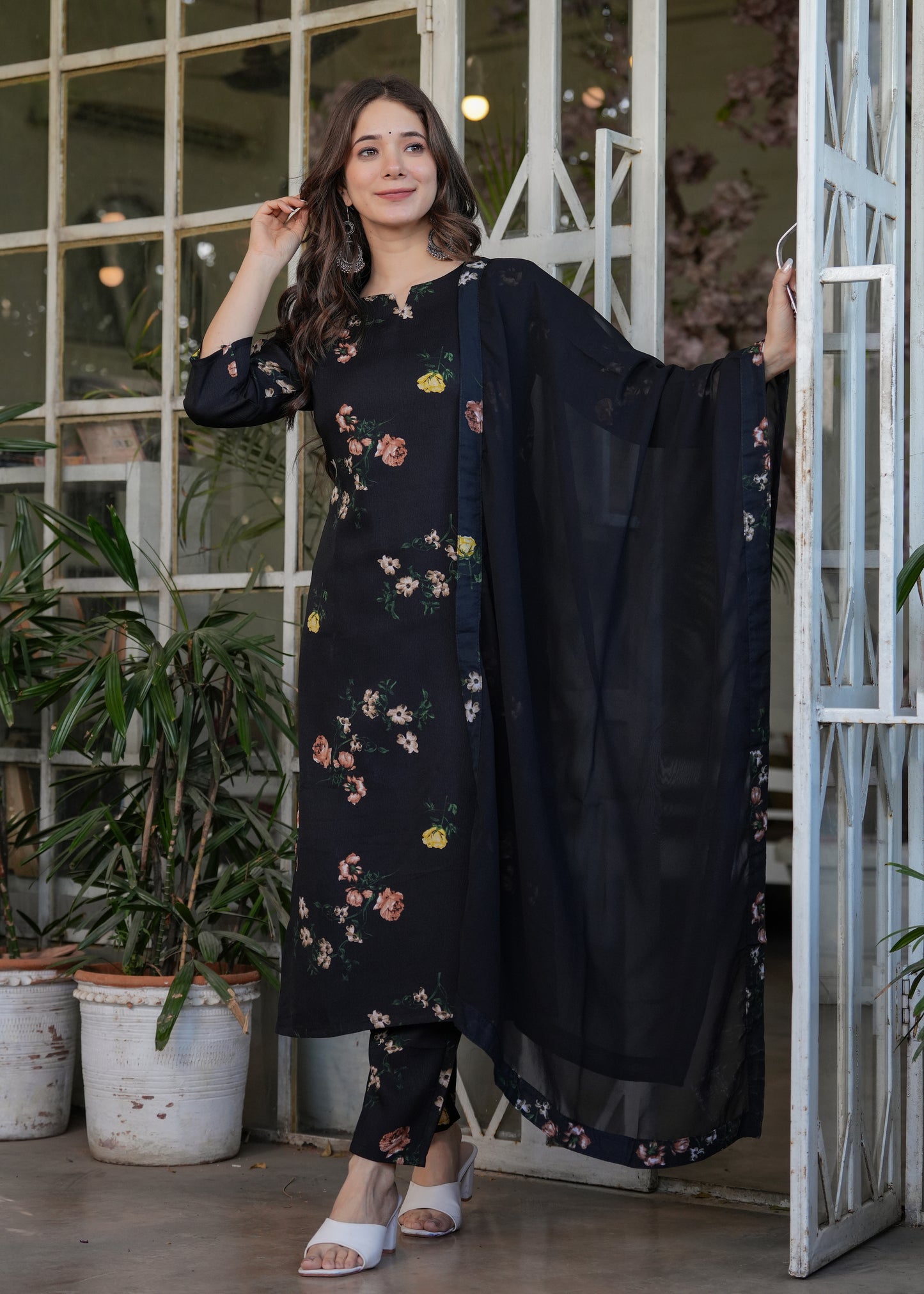 Attractive Black Silk Fabric Printed Suit Set