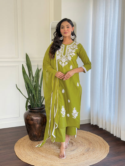 Fantabulous Cotton Fabric Embroidery Suit Set