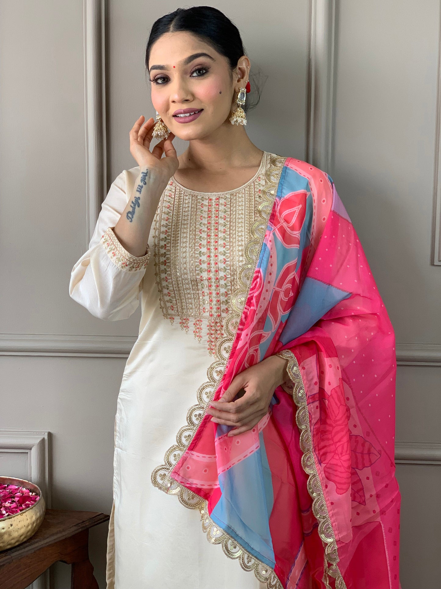 Beautiful Chanderi Silk Embroidary Suit Set