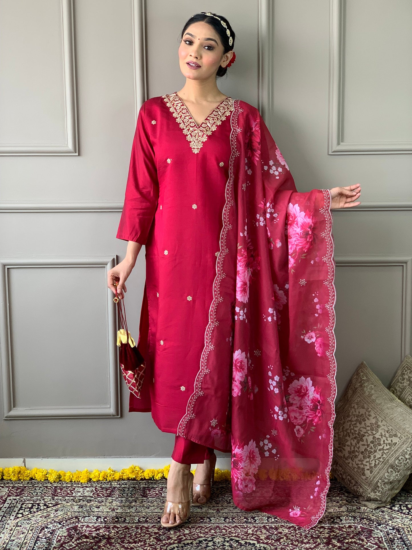 Beautiful Chanderi Silk Embroidary Suit Set