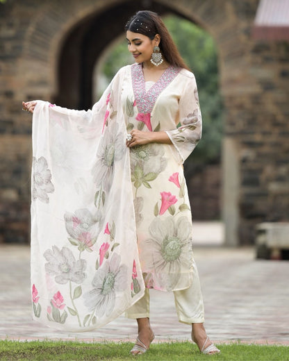 Tremendous Pure Georgette Embroidery Suit Set