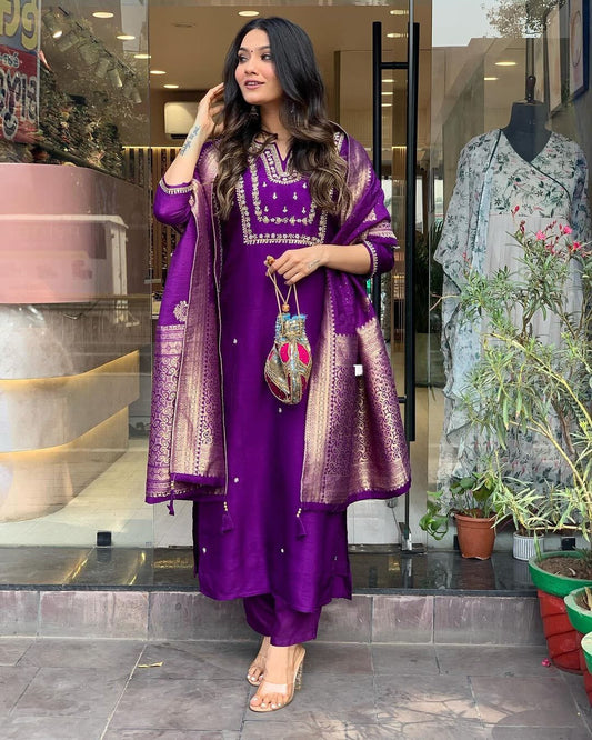 Trending Chanderi Silk Designer Suit Set