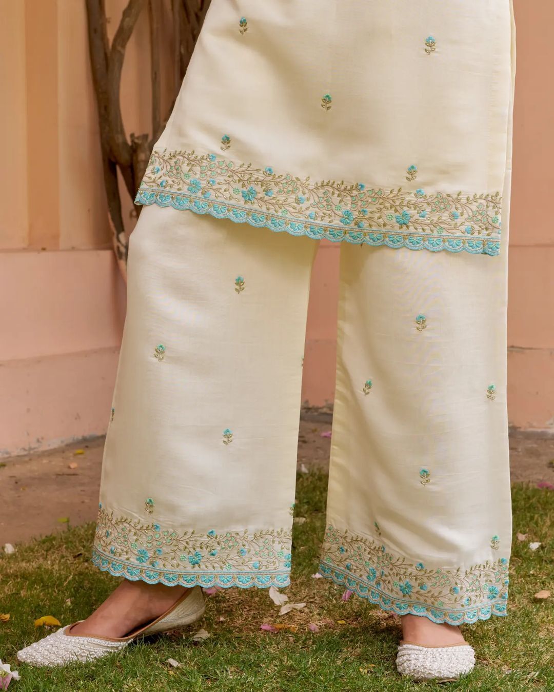 Most Beautiful Pure Chanderi Embroidered Suit Set