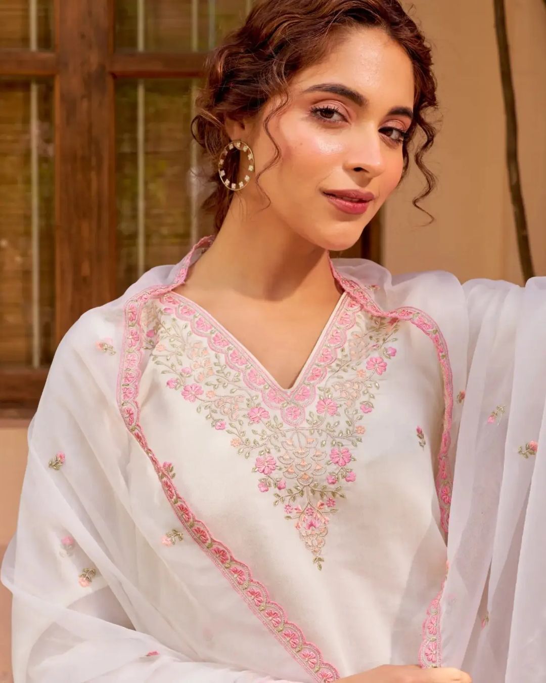 Most Beautiful Pure Chanderi Embroidered Suit Set