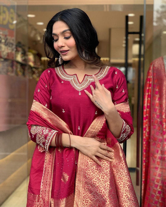 Most Beautiful Chanderi Viscose Kurta Set