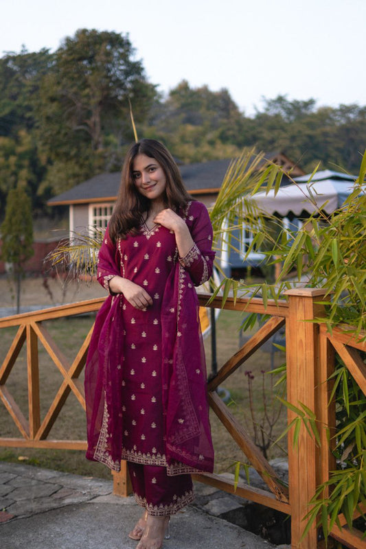 Most Elegant Chanderi Silk Embroidery Suit Set