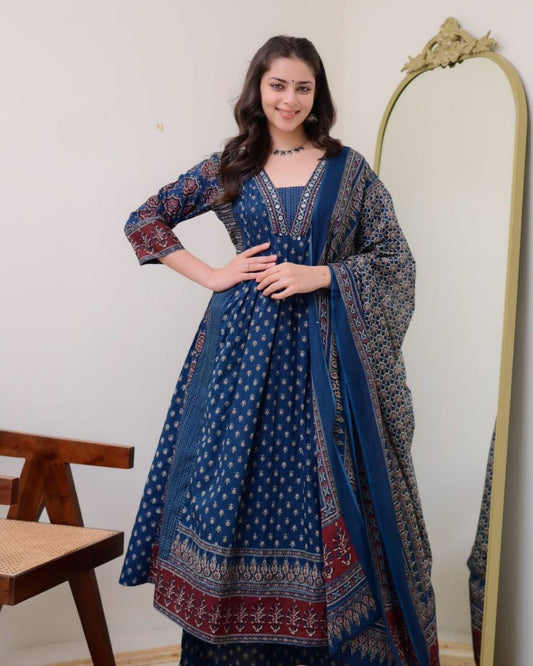 Very Sophisticated Pure Mul Cotton Anarkali Style Suit Set