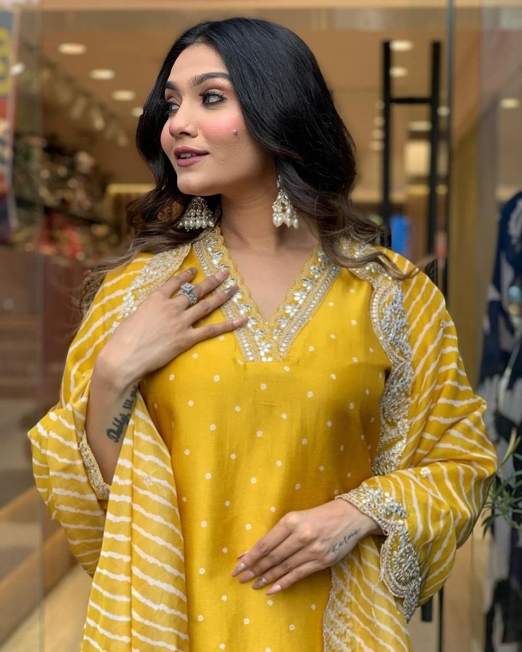 Pure Chinon Embroidary Suit Set