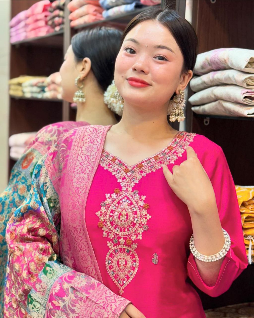 Beautiful Pink Coding Diamond Silk Fabric Embroidary Suit Set