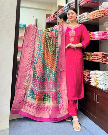 Beautiful Pink Coding Diamond Silk Fabric Embroidary Suit Set