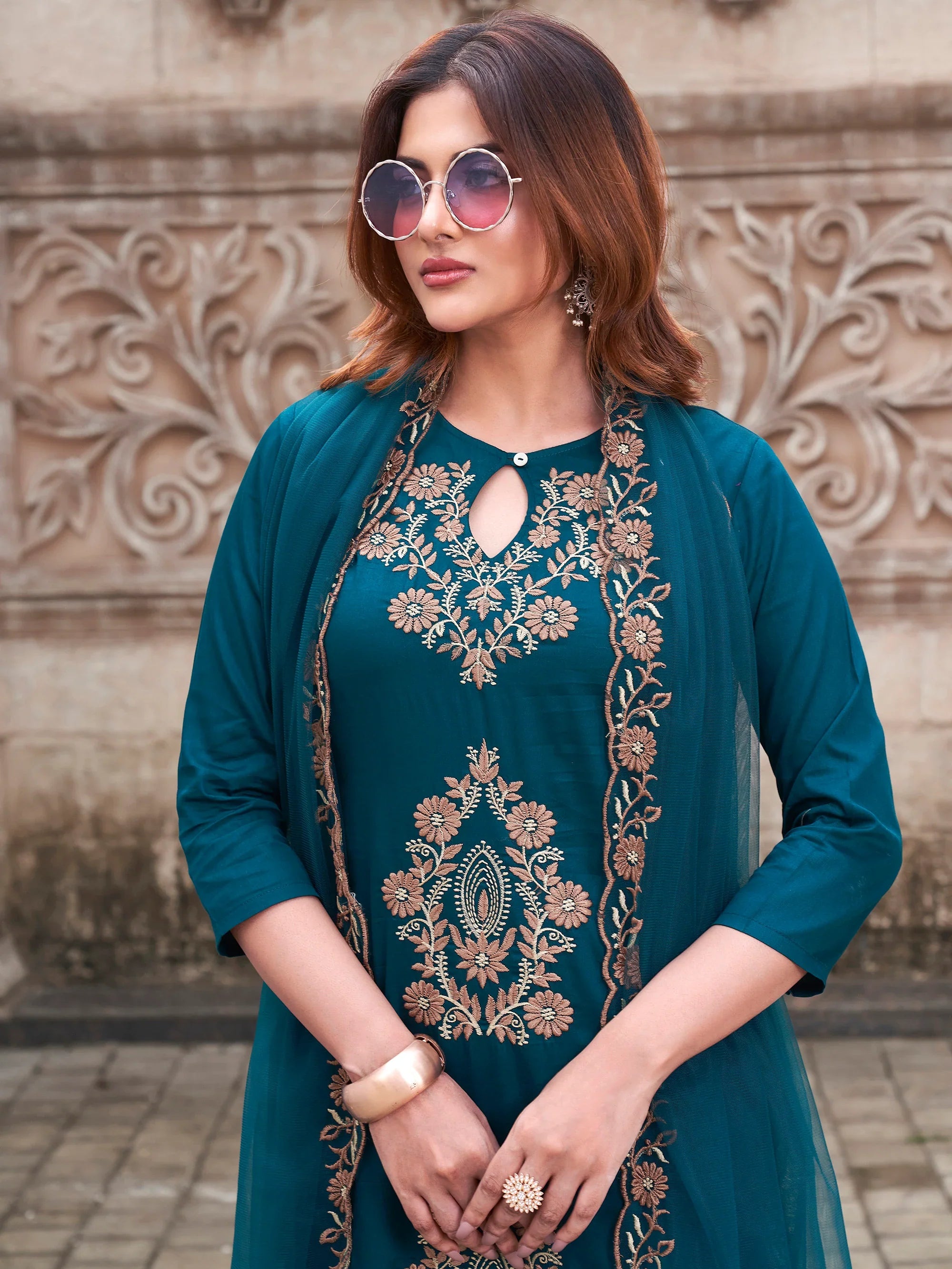 Very Good-looking Rayon Silk Embroidery Suit Set
